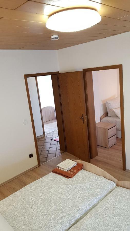 Elena Flat Mohn Duisburg Zentrum Bagian luar foto